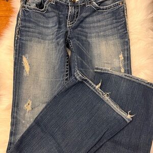 BKE Sabrina Distressed Jeans